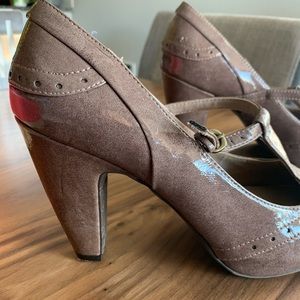 Blush taupe Mary Jane T-Strap